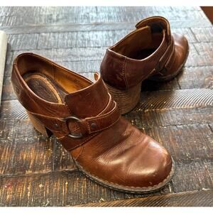 BORN Size 7 1/2 Womens Brown Leather Buckle Shoes Boho Chunky Heel Cottagecore